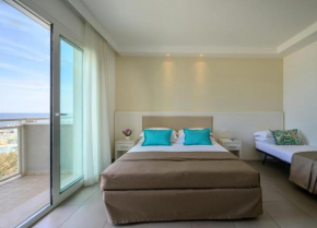 Hotel Augustus- Davanti a noi c'è solo il mare